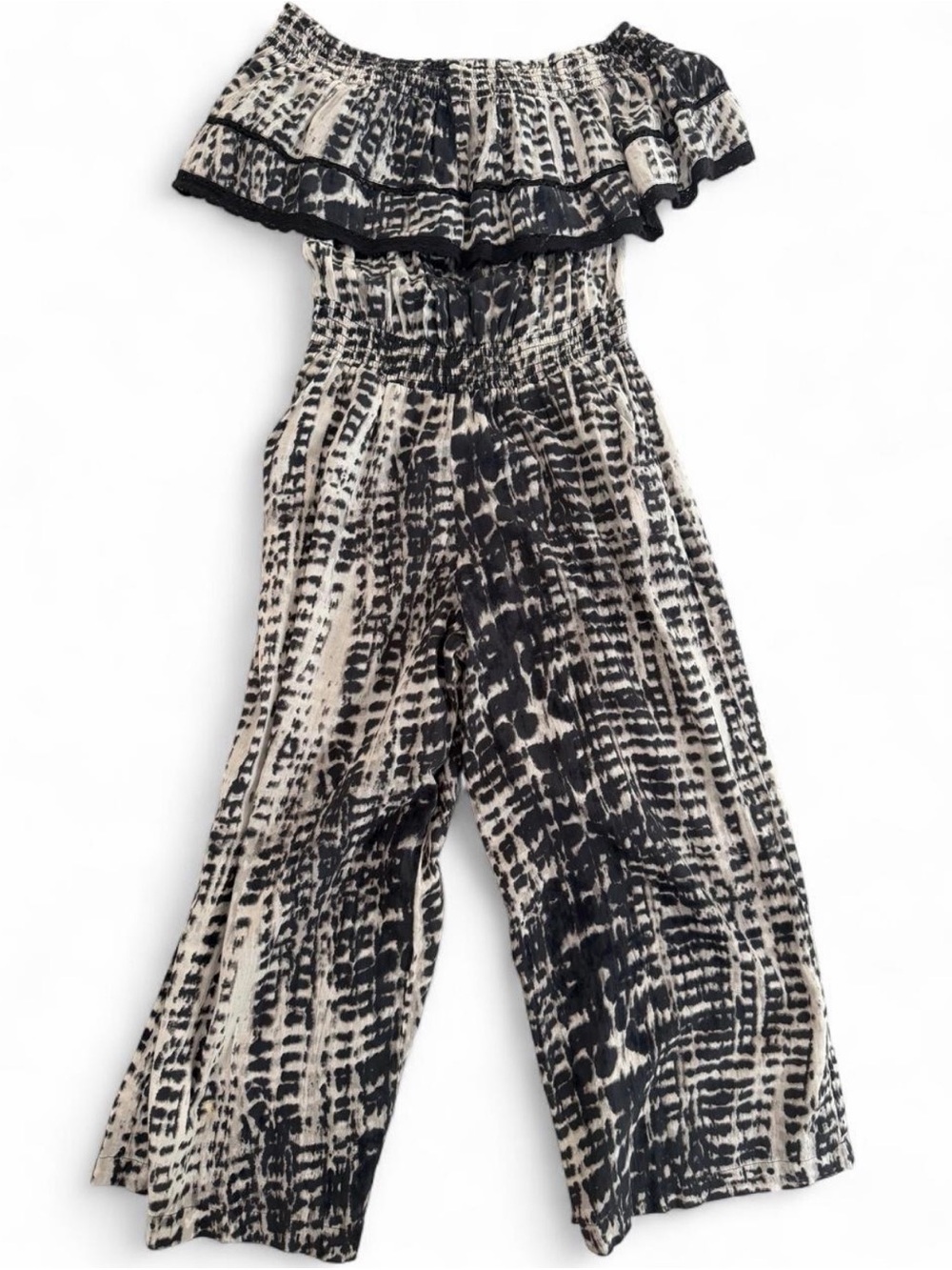 sofia by sofia vergara Black & Cream Off-Shoulder Wide-Leg Jumpsuit